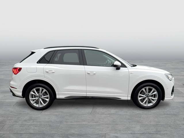 Audi - Q3 35 TFSI S-tronic S line AHK+ACC+LED+NAVI+SHZG_12