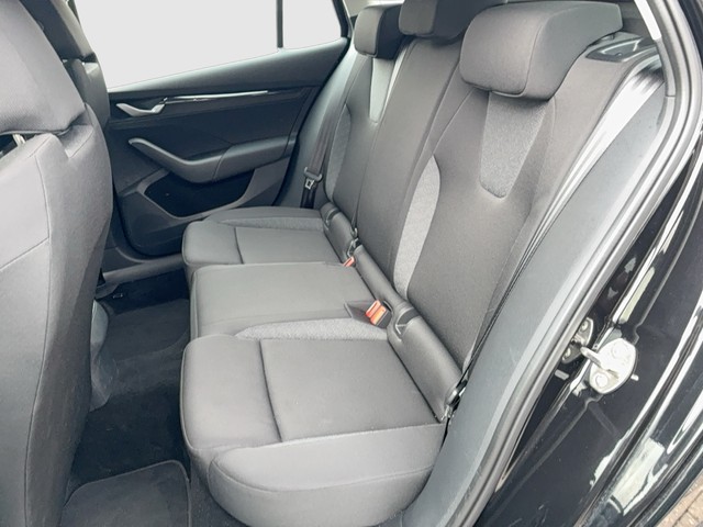 Skoda - Octavia Combi 1.5 TSI mHEV Essence Virtual+LED+Sitzhzg._3