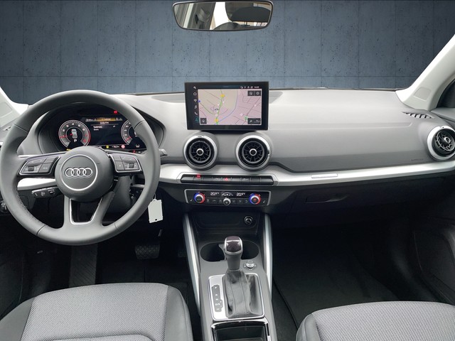 Audi - Q2 35 TFSI S-tronic S line LED+NAVI+ACC+KAMERA_2