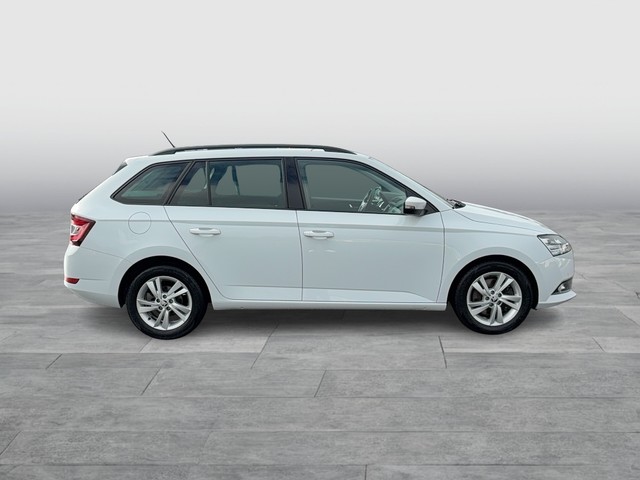 Skoda - Fabia Combi 1.0 TSI DSG Ambition LED+SHZ+NAV+GRA_9 Skoda - Fabia Combi 1.0 TSI DSG Ambition LED+SHZ+NAV+GRA_9