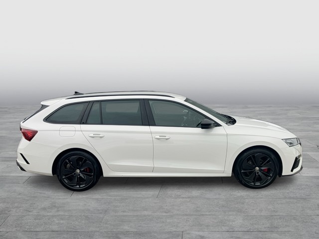 Skoda - Octavia Combi 2.0 TDI DSG 4x4 RS AHK_8