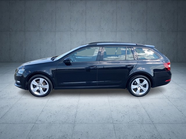 Skoda - Octavia Combi 2.0 TDI DSG Ambition  NAVI+LED+ACC_5