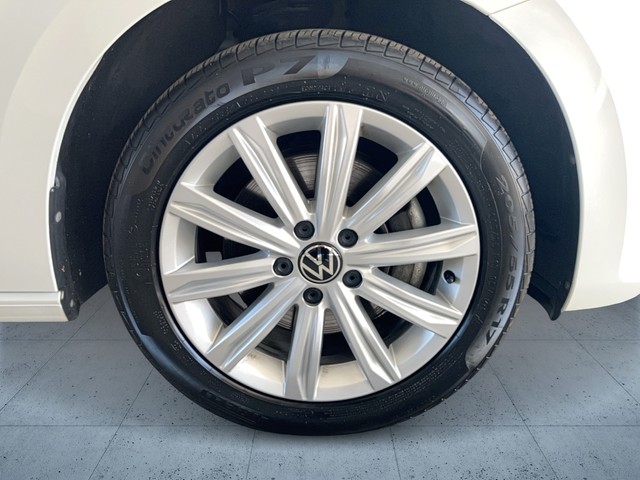 VW - Touran 2.0 TDI DSG Highline 7-Sitze+AHK+RFK+Navi_9 VW - Touran 2.0 TDI DSG Highline 7-Sitze+AHK+RFK+Navi_9