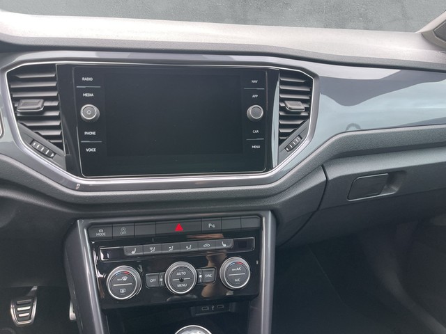 VW - T-Roc 1.5 TSI Sport LM17 MFL NAVI PDC SHZG TEL_5 VW - T-Roc 1.5 TSI Sport LM17 MFL NAVI PDC SHZG TEL_5