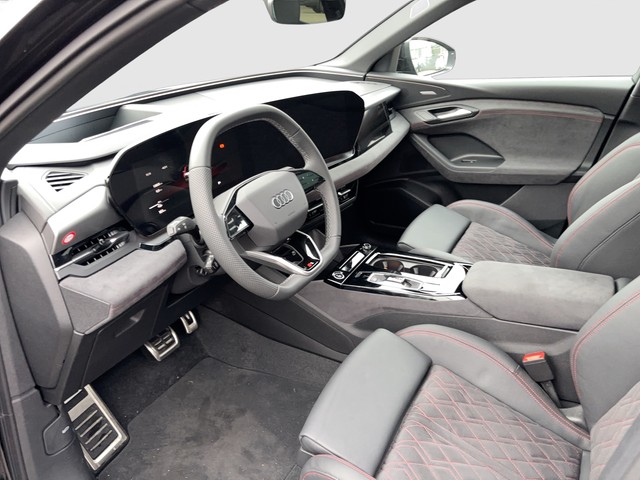 Audi - Q6 Sportback e-tron quattro S-line AHK NAVI PANO_29