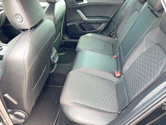 Seat - Leon Sportstourer 2.0 TDI DSG FR LED+NAV+AHK+GRA_3