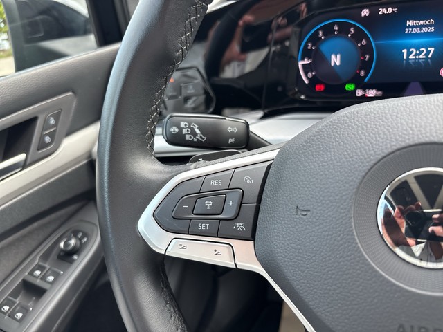 VW - Golf VIII Lim. 1.5 eTSI DSG Life eTSI ACC+NAVI+SIDE-ASSIST_7 VW - Golf VIII Lim. 1.5 eTSI DSG Life eTSI ACC+NAVI+SIDE-ASSIST_7