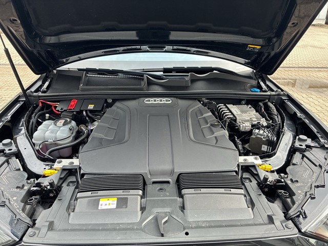 Audi - Q7 50 TDI quattro  S line ALLRADLENKUNG+STANDHEI_8