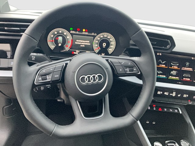 Mercedes-Benz - A 220 Progressive 4Matic LED LM17 NAVI PDC STHZG_16