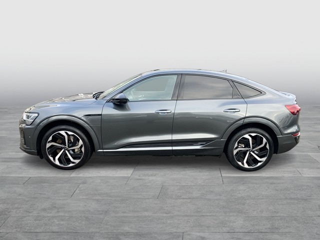 Audi - Q8 e-tron Sportback 55 quattro S-line AHK PANO_7