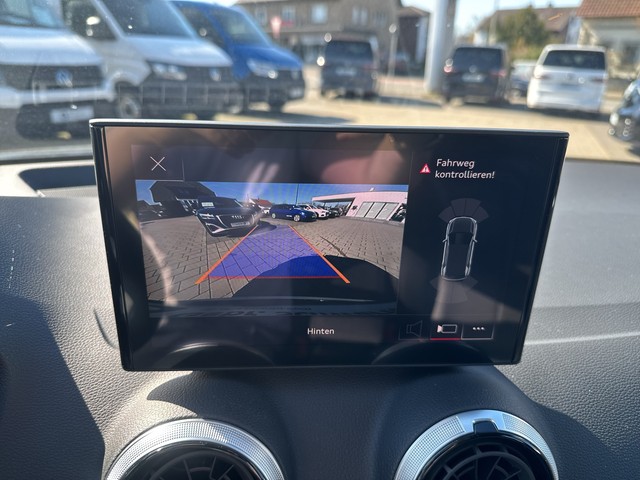 Audi - Q2 35 TFSI S tronic S line LED RFK SHZ_7