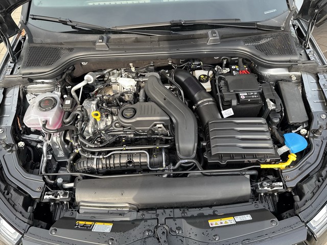 Skoda - Kamiq 1.5 TSI DSG Monte Carlo AHK+NAVI+PANO+SHZG_17