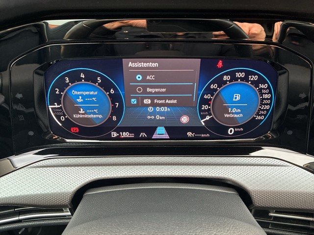 VW - Golf VIII 1,5 TSI Active ACC Navi Sitzheizung_7