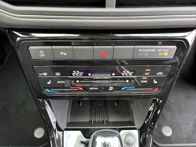 VW - Golf VIII 1.5 TSI Active ACC CAM LED NAVI STHZG_9