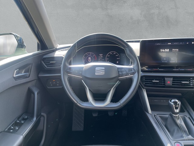 Seat - Leon 2.0 TDI Reference LED NAVI PDC SHZG TEL_4 Seat - Leon 2.0 TDI Reference LED NAVI PDC SHZG TEL_4