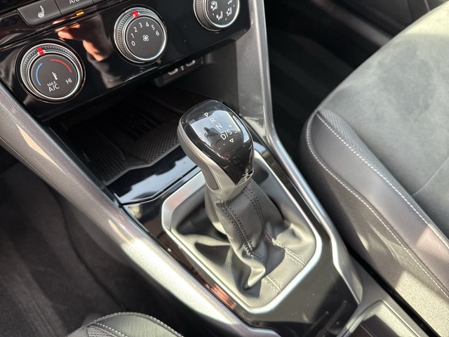 VW - T-Roc 1.5 TSI DSG Style ACC+LED+SHZG+DAB+LM17"_9