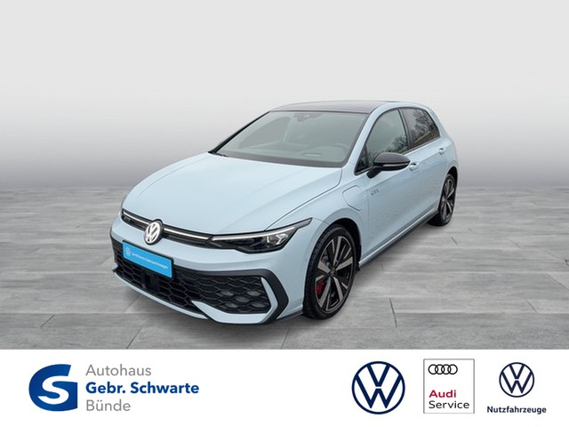 VW - Golf VIII Lim. 1.5 TSI eHybrid GTE DCC HUD_1