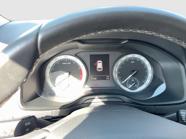 Skoda - Karoq 1.5 TSI Style AHK NAV_18