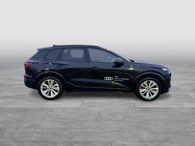 Audi - Q6 SUV e-tron performance performance 225 kW AHK + PANO_8