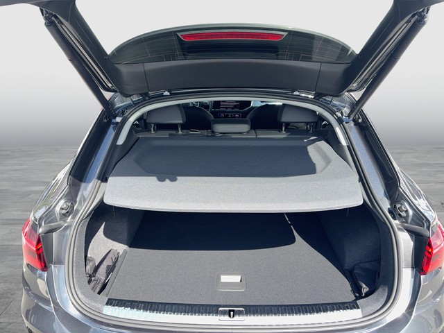 Audi - Q3 Sportback 35 TFSI S-tronic S-Line AHK+PANO_4