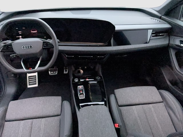 Audi - Q6 e-tron performance edition one PANO.+AHK+NAVI_2