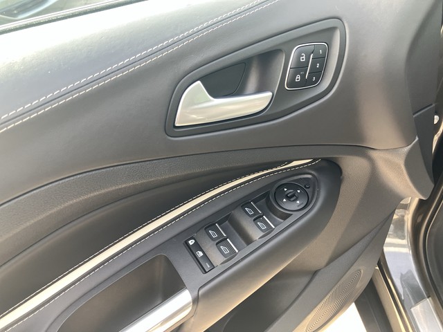 Ford - Kuga 2.0 TDCi Vignale AHK+NAVI+XENON+PANO+LM19"_5