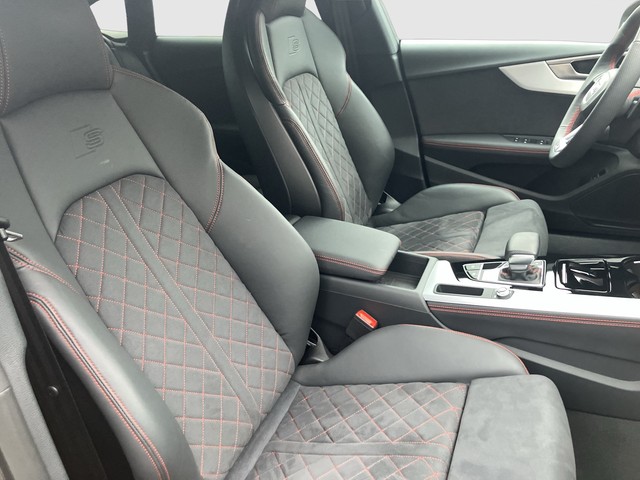 VW - Golf VIII Variant 2.0 TDI DSG Goal Navi+Kamera_6