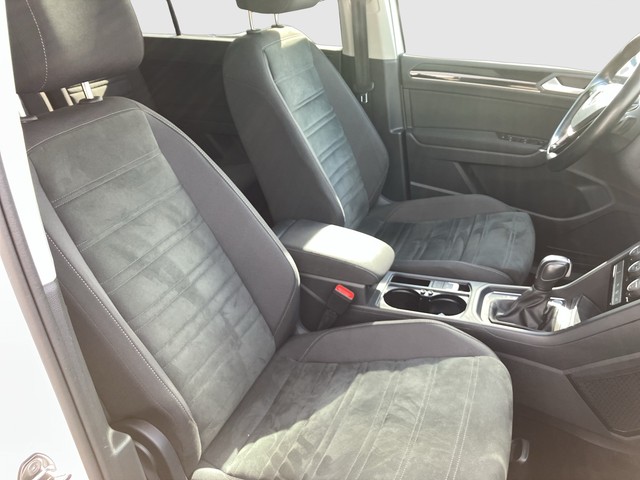 VW - Touran 2.0 TDI DSG Comfortline AHK LED NAVI PANO STHZG_6 VW - Touran 2.0 TDI DSG Comfortline AHK LED NAVI PANO STHZG_6