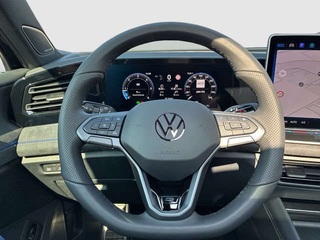 VW - Tiguan 2.0 TDI DSG R-Line Head Up+Panorama_8