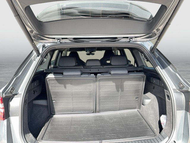 Skoda - Kodiaq 2.0 TDI DSG 4x4 Sportline Matrix+7-Sitze+ HuD_4