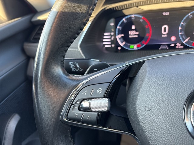 Audi - Q4 e-tron 45 quattro S-line ACC CAM LED NAVI_9