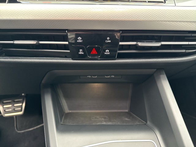 VW - Golf VIII Variant 1.5 eTSI DSG Move ACC+LED+NAVI_9