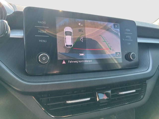 Skoda - Fabia 1.0 TSI DSG Ambition LED+KAMERA+CARPLAY_7