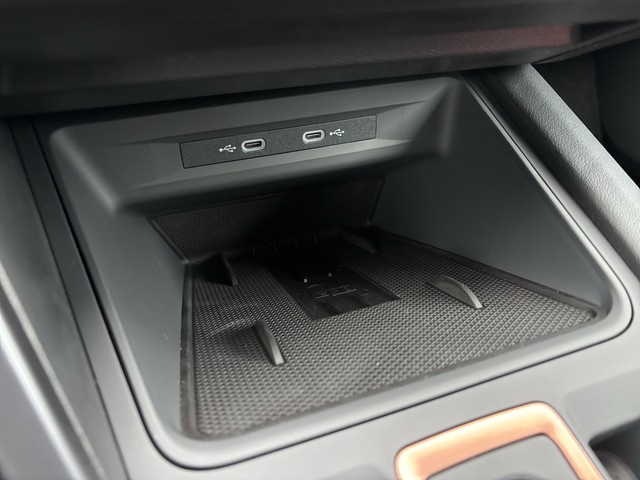 CUPRA - Leon Sportstourer 2.0 TSI 4Drive VZ DCC+NAVI+SHZ+LED_10