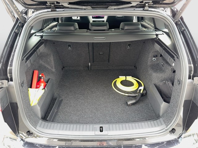 Skoda - Enyaq 85 Sportline AHK+NAVI+RFK+SHZG+PANO_4