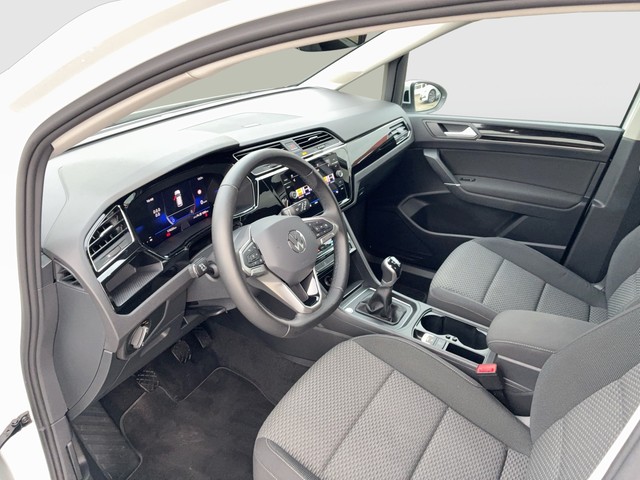 VW - Touran 1,5 l TSI DSG Comfortline 7-sitze+AHK+ACC_17 VW - Touran 1,5 l TSI DSG Comfortline 7-sitze+AHK+ACC_17