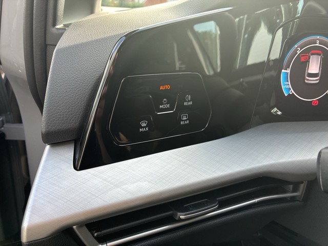 VW - Golf VIII Variant 2.0 TDI Life ACC+LED+NAVI+SHZG_8 VW - Golf VIII Variant 2.0 TDI Life ACC+LED+NAVI+SHZG_8
