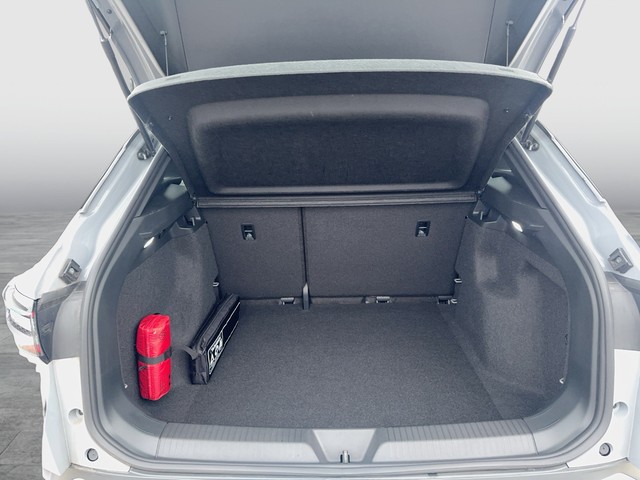 VW - ID.4 Pure Performance LED PDC vo+hi App-Conn._4