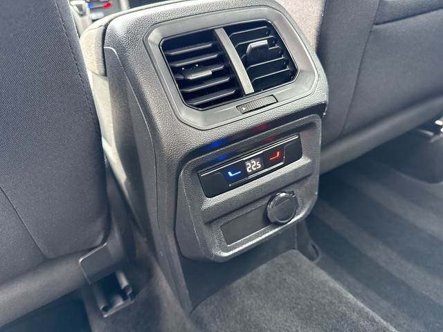VW - Tiguan 2.0 TDI DSG Life AHK+ACC+LED+NAVI+LM17"_5