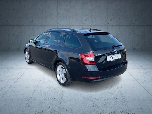 Skoda - Octavia Combi 2.0 TDI DSG Ambition  NAVI+LED+ACC_6