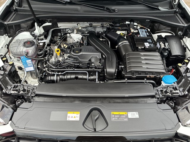 Audi - Q3 35 TFSI S-tronic S line AHK+ACC+LED+NAVI+SHZG_8