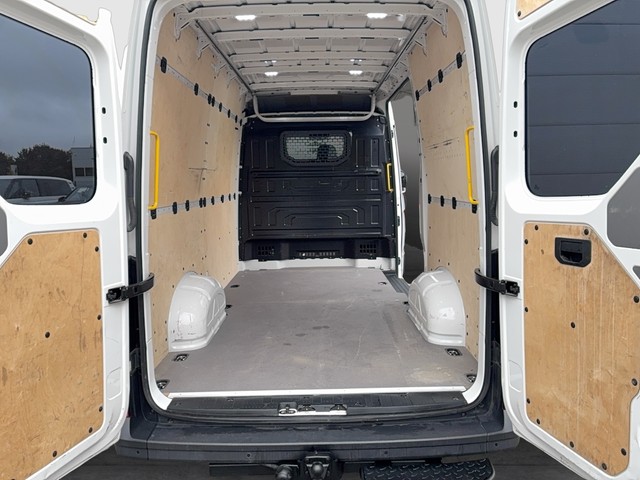 VW - Crafter Kasten 2.0 TDI mittellang Hochdach AHK_3