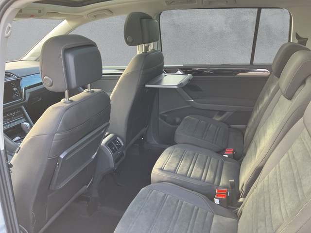 VW - Touran 2.0 TDI DSG Highline R-Line AHK LED NAVI_2