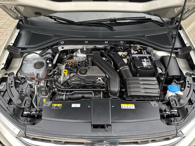 VW - T-Roc Cabrio 1.5 TSI R-Line ACC+LED+NAVI+LM18"_13 VW - T-Roc Cabrio 1.5 TSI R-Line ACC+LED+NAVI+LM18"_13