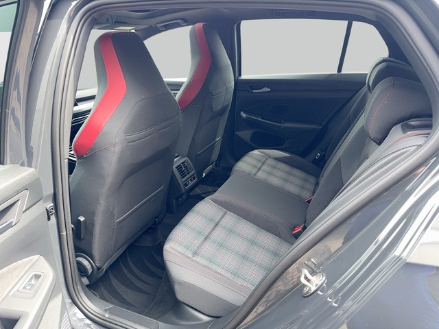 VW - Polo VI 2.0 TSI DSG GTI ACC LED LM18 PANO SHZG_3