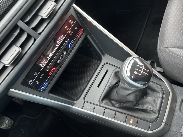 VW - Passat Variant1.5 TSI eHybrid 150 kW BUSINESS_11