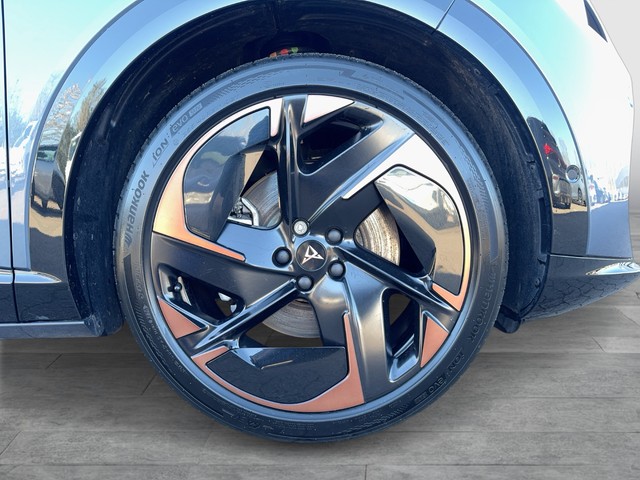 CUPRA - Tavascan Endurance Adrenaline HuD Pano Matrix_11