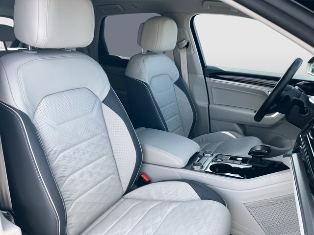 VW - Touareg 3.0 TDI Elegance 4M HUD+AHK+360°+LUFT+BT_6