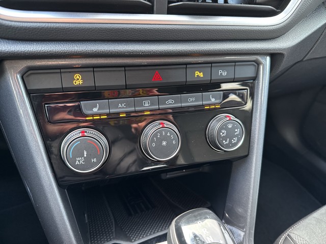 VW - T-Roc 1.5 TSI DSG Style ACC+LED+SHZG+DAB+LM17"_8