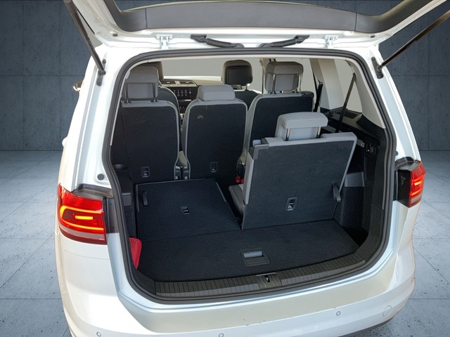 VW - Touran 2.0 TDI DSG Highline 7-Sitze+AHK+RFK+Navi_4 VW - Touran 2.0 TDI DSG Highline 7-Sitze+AHK+RFK+Navi_4